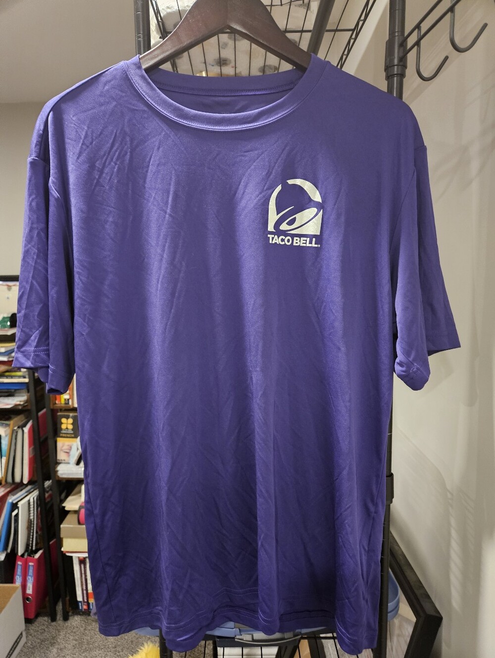 NWOT Men's Purple Taco Bell Logo T-Shirt